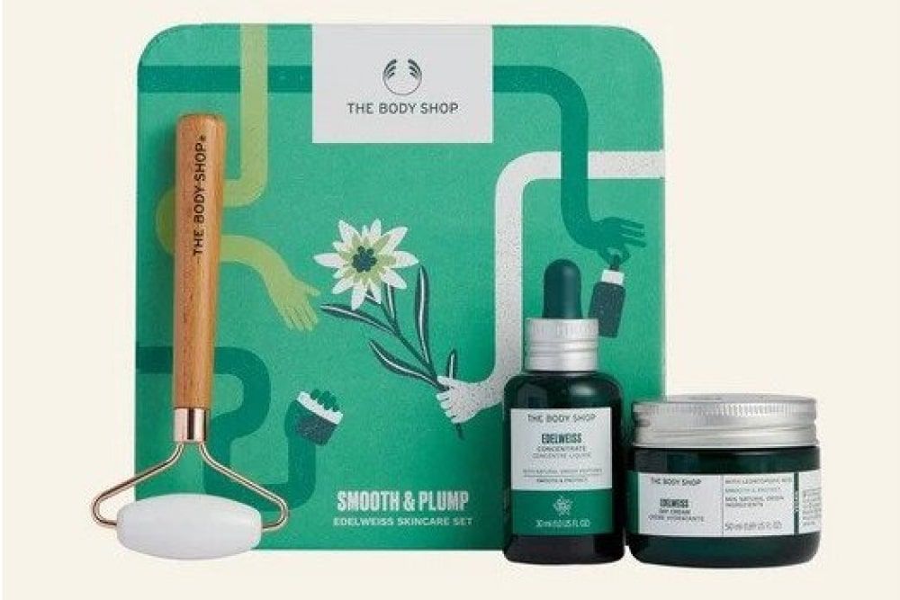 The smooth & plump edelweiss skincare set