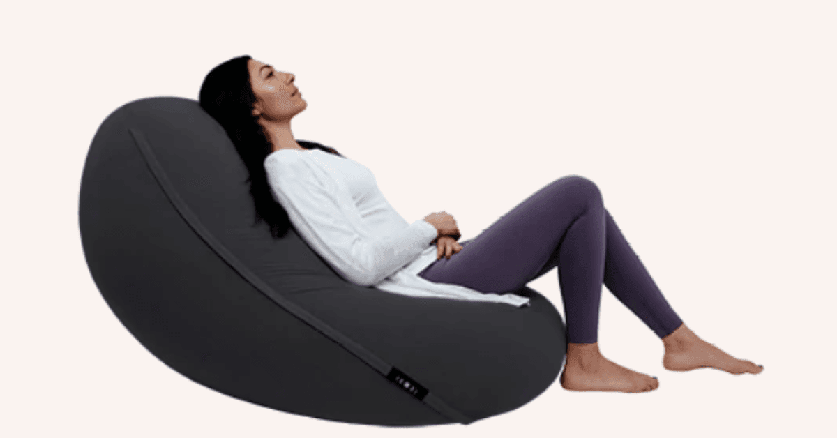 moon pod makes workplace comfy
