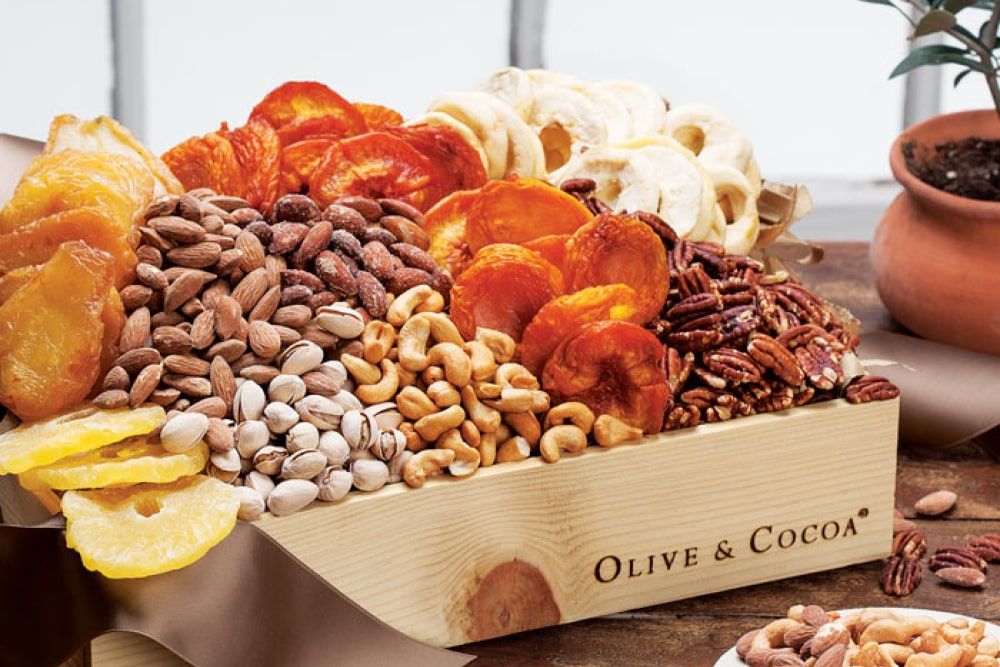 healthy food gift box that contains mixed nuts - Employee Appreciation Food Ideas