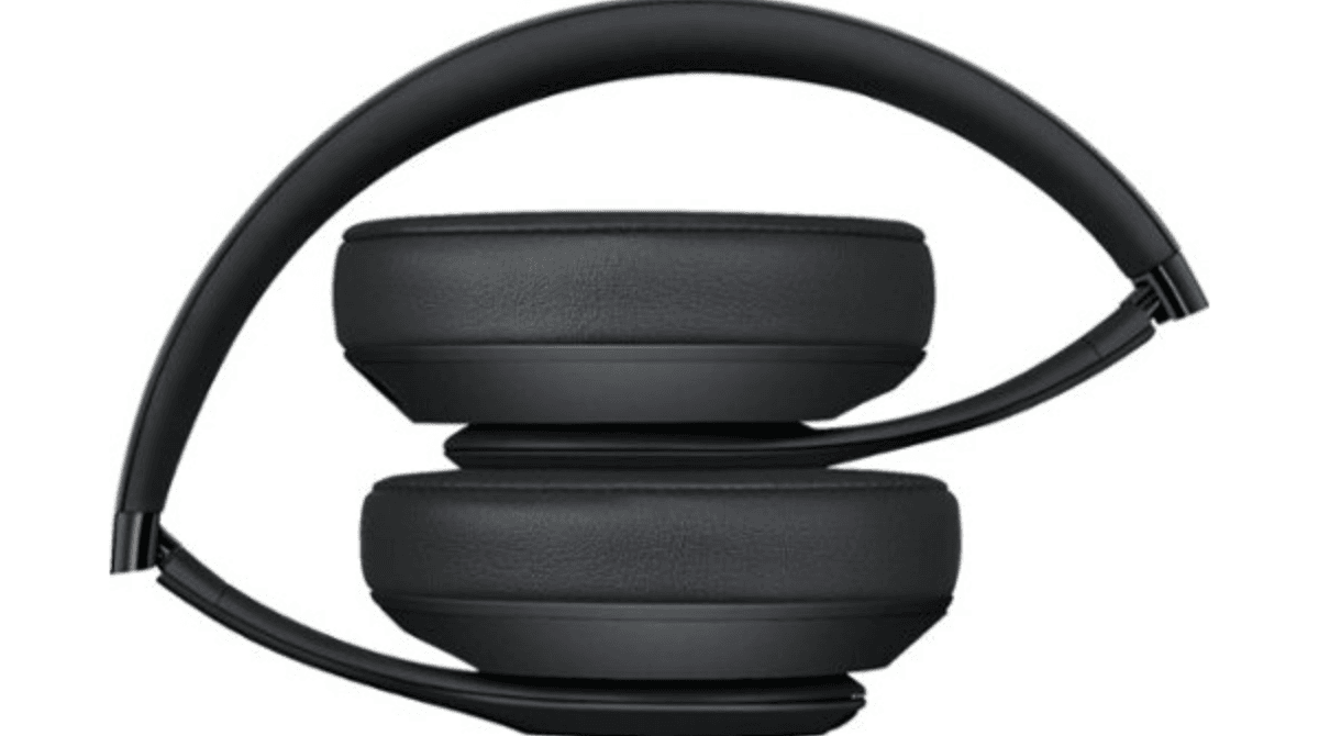 noise-canceling-headphones